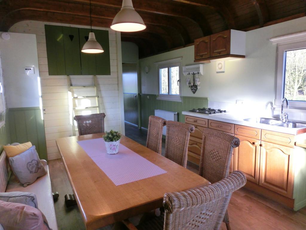 SomerenPipowagen Camping Puur Genieten住宿加早餐旅馆 客房 照片