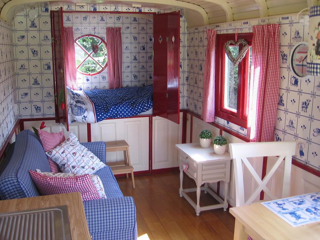 SomerenPipowagen Camping Puur Genieten住宿加早餐旅馆 客房 照片